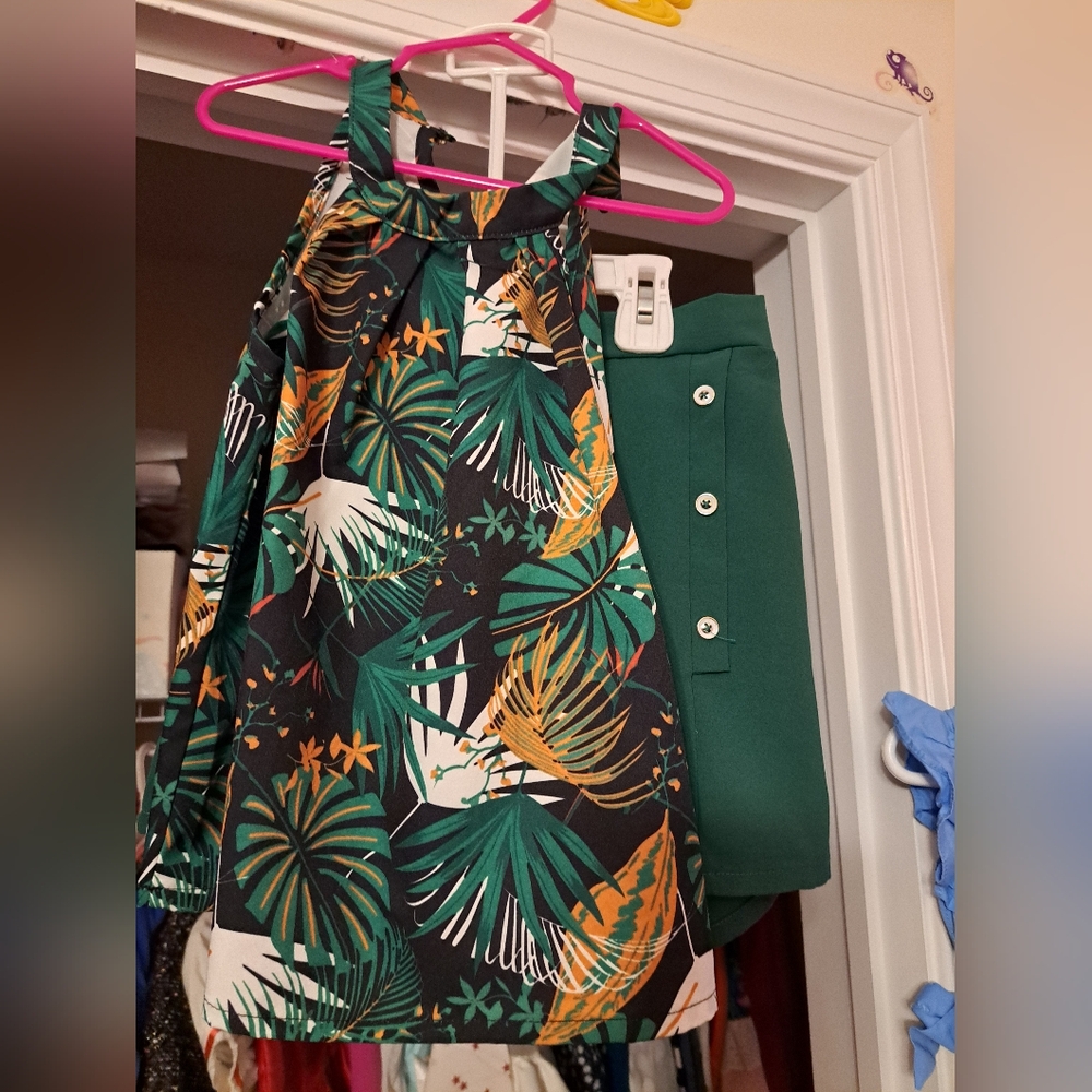 Green Tropical Set